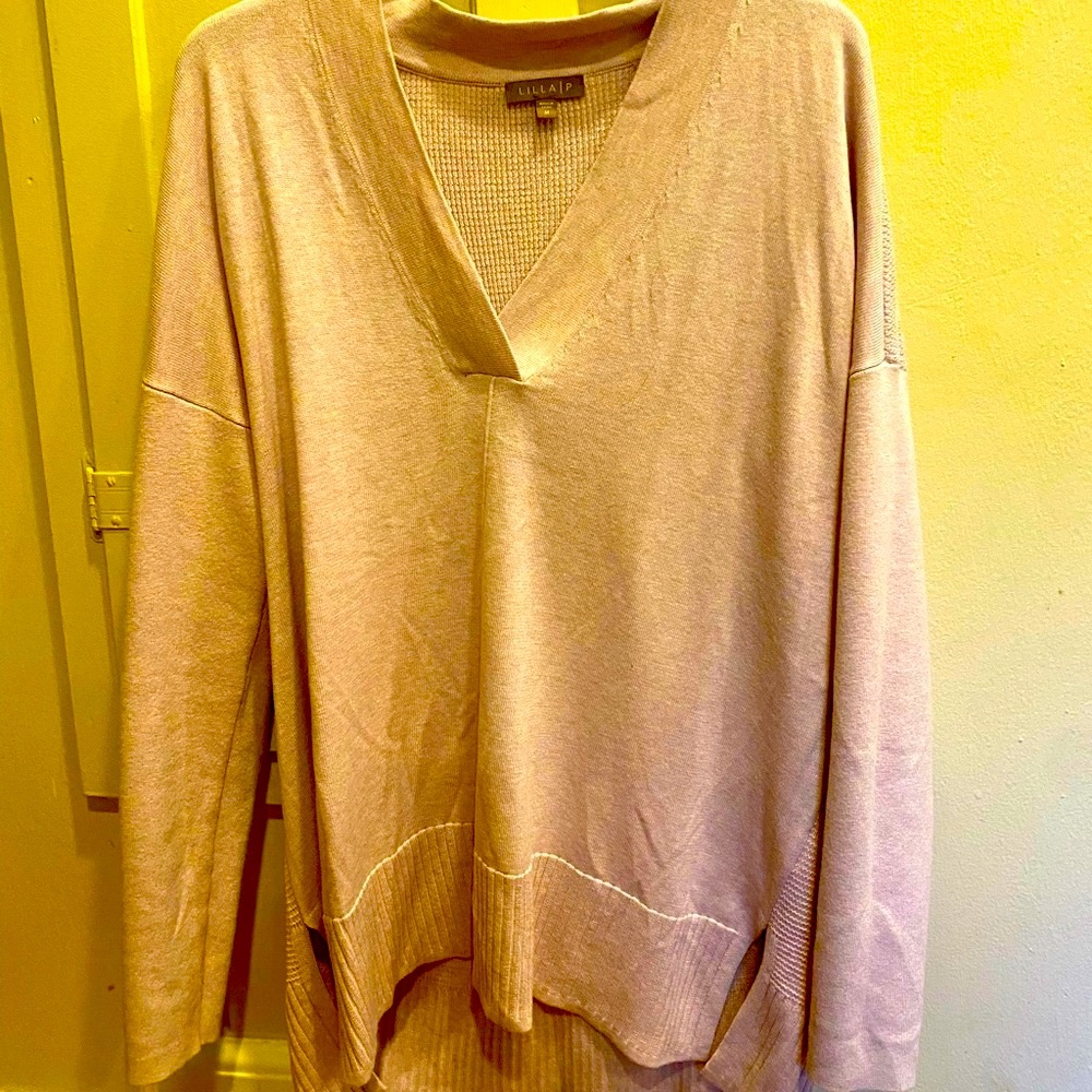 Lilla P v neck sweater